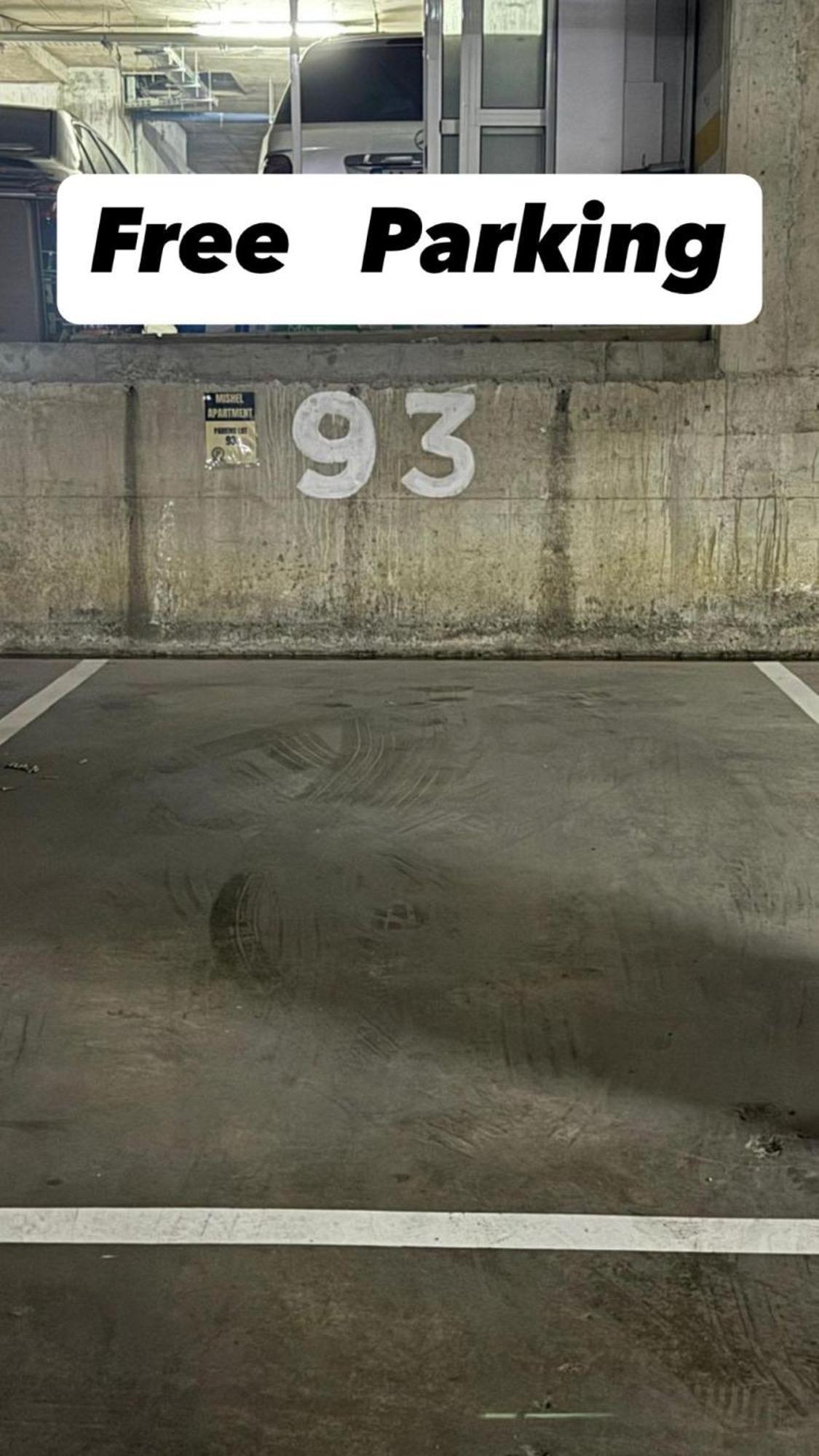 Free Parking Sudio 公寓 Tirana